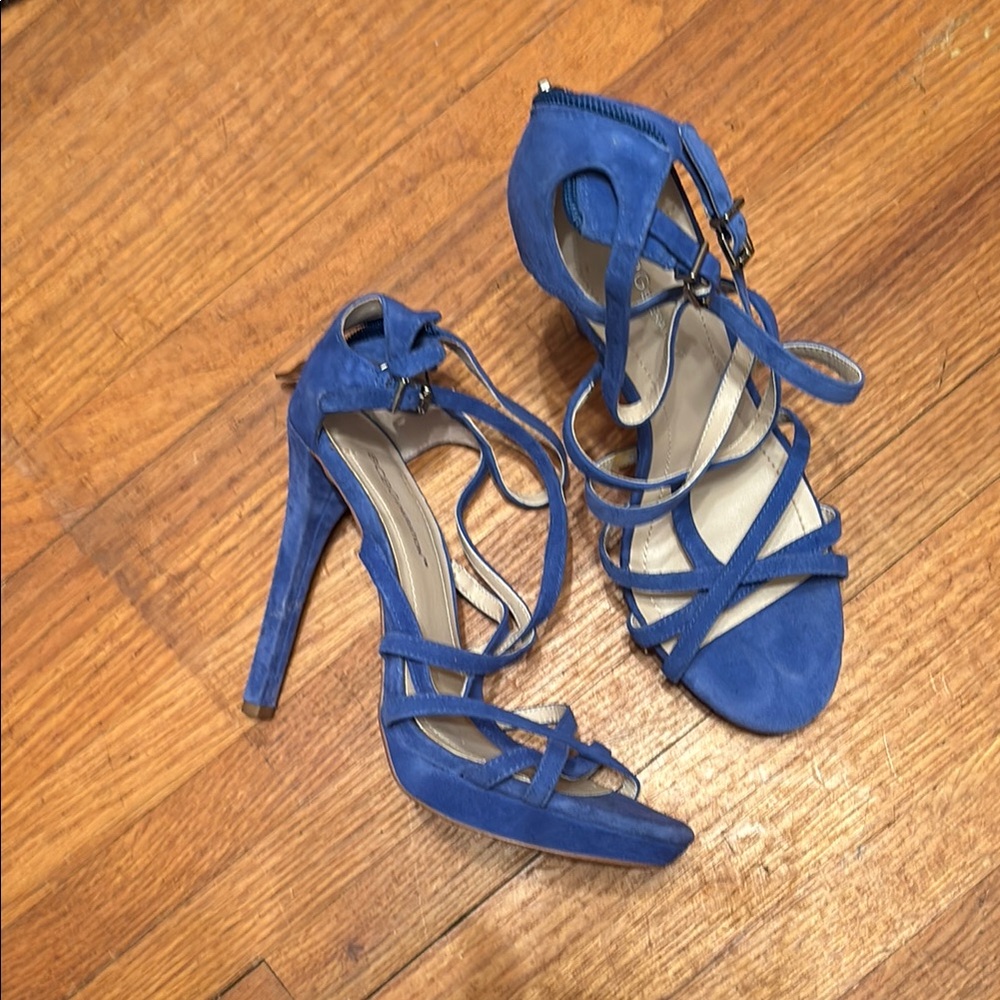 BCBGeneration Blue Heels with Striking Design